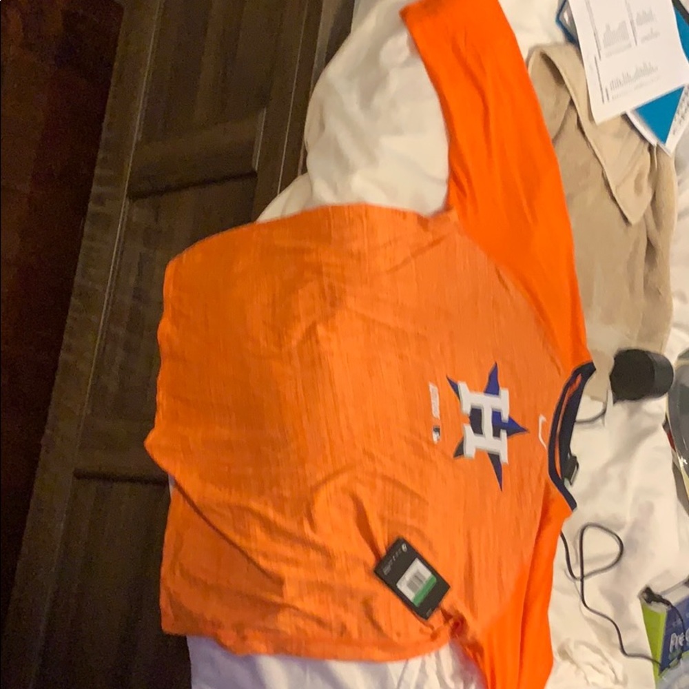 Nike dri-fit Astro’s 3/4 sleeve shirt